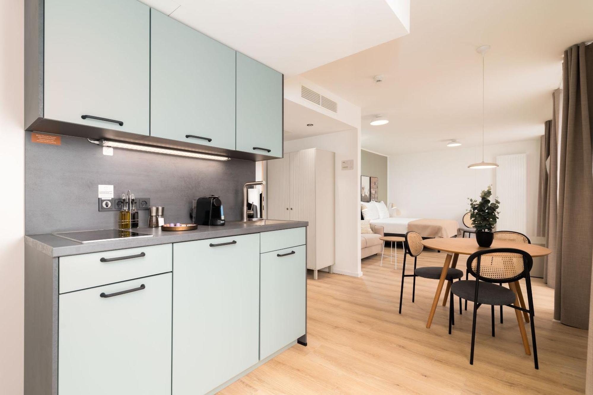 Limehome Vienna Favoritenstr. Bilik gambar