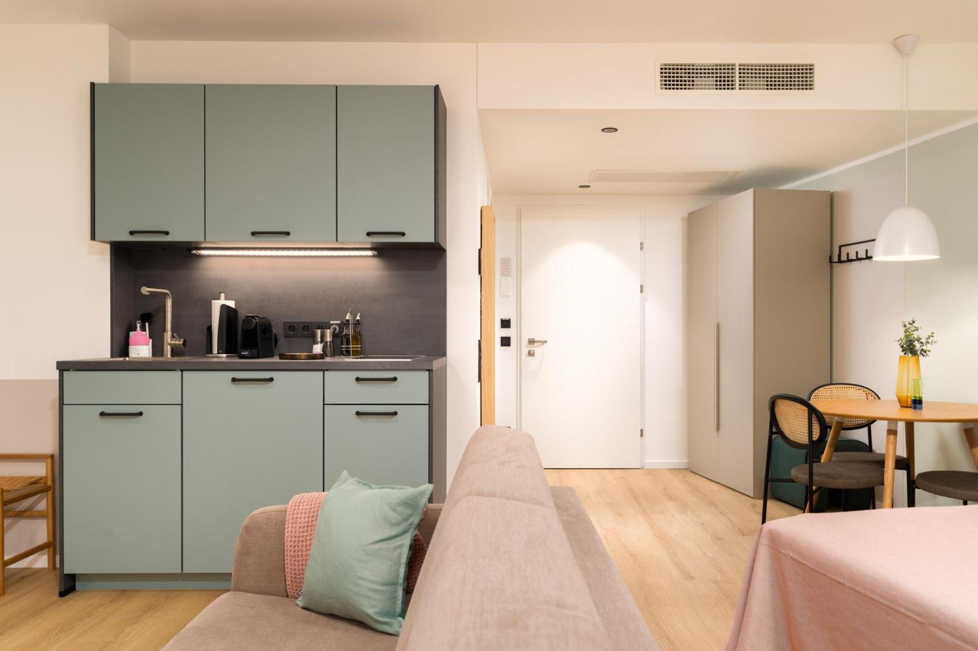 Limehome Vienna Favoritenstr. Bilik gambar