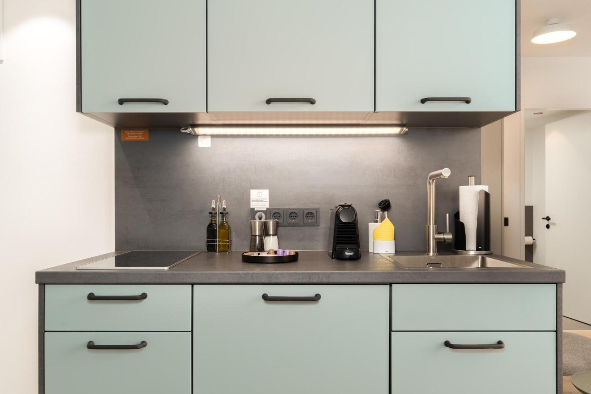 Limehome Vienna Favoritenstr. Bilik gambar