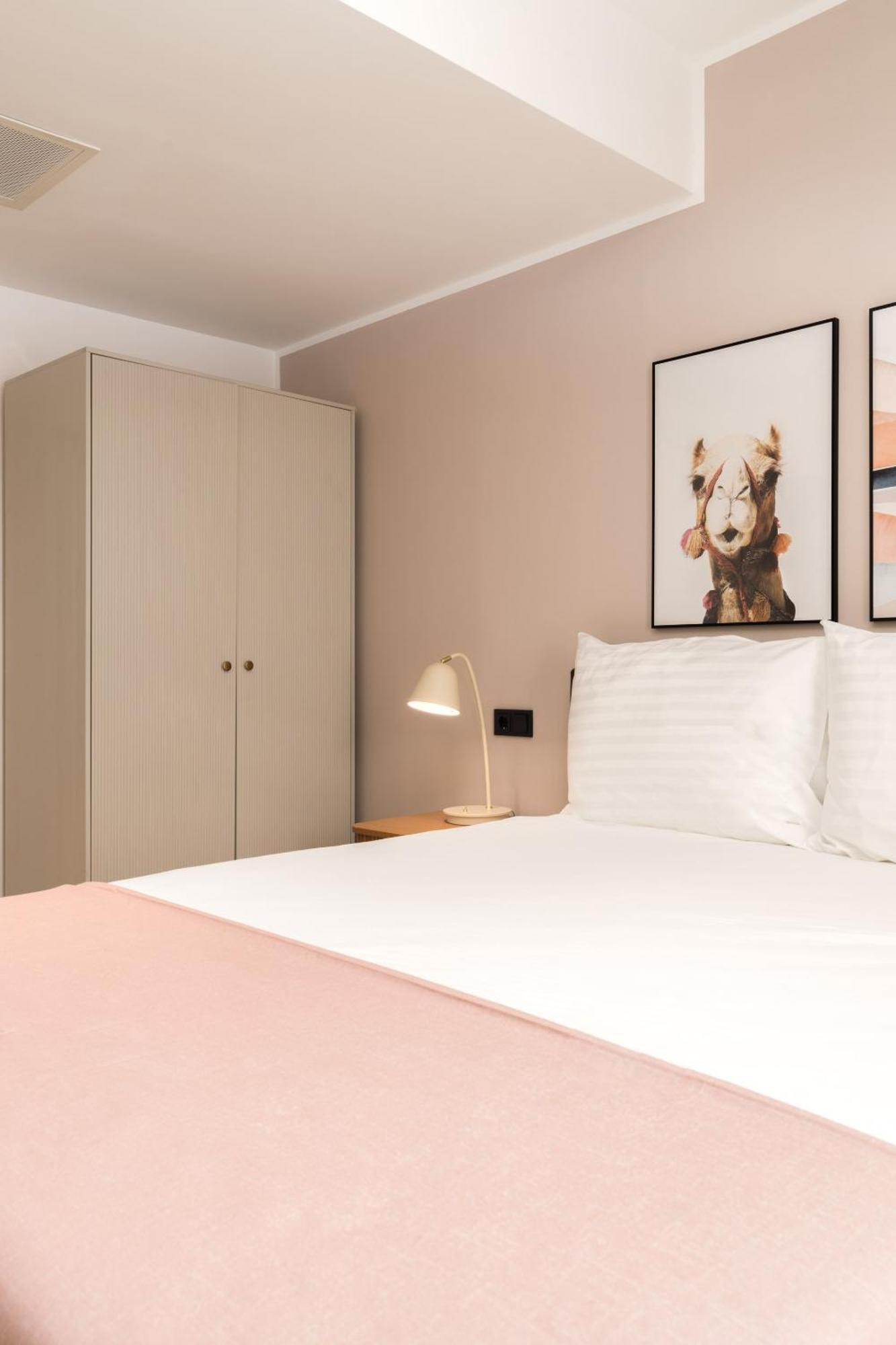 Limehome Vienna Favoritenstr. Bilik gambar