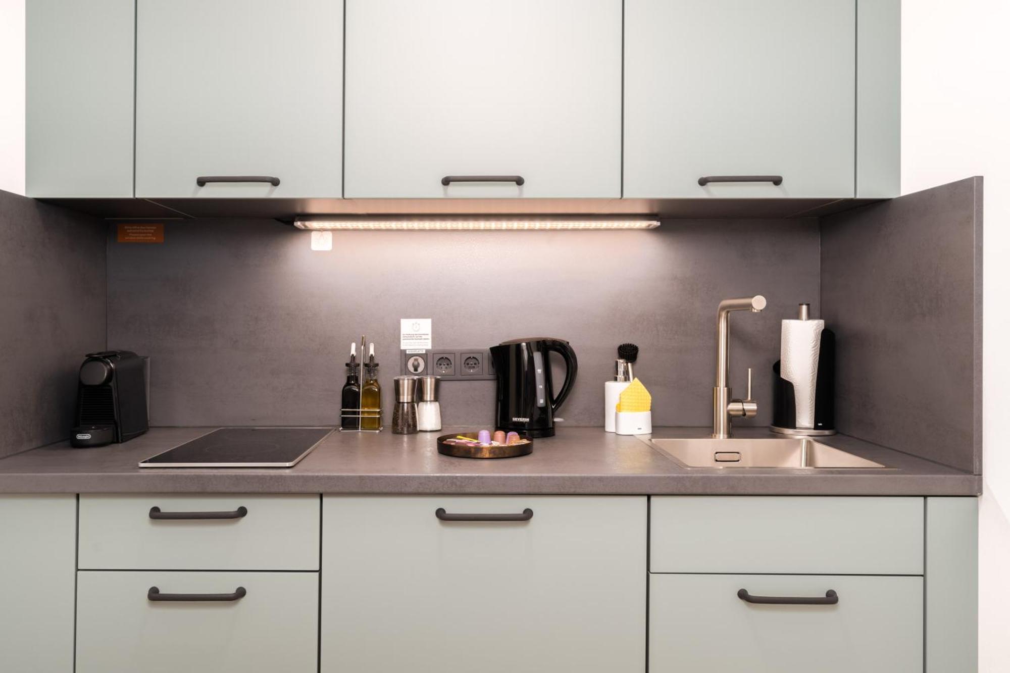Limehome Vienna Favoritenstr. Bilik gambar