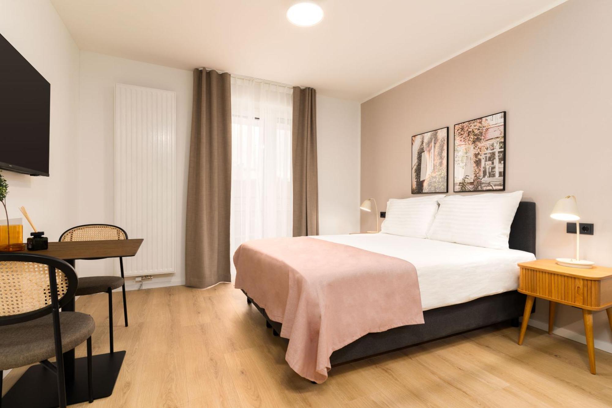Limehome Vienna Favoritenstr. Bilik gambar