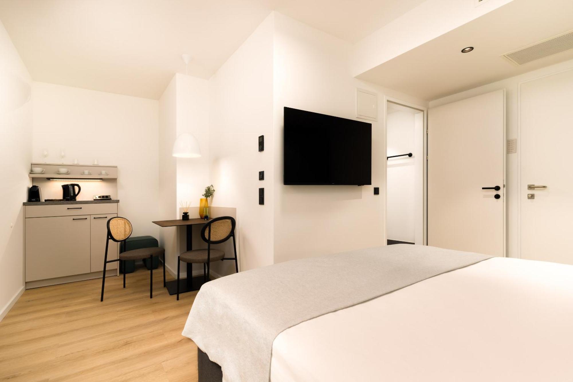 Limehome Vienna Favoritenstr. Bilik gambar